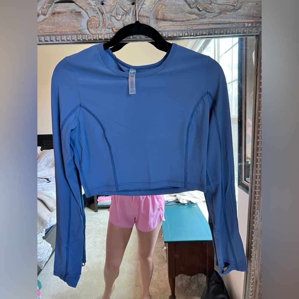 Beyond Yoga Long-Sleeve Cropped Top